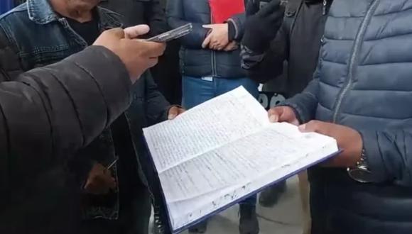 Representantes de Antamina y manifestantes firmaron acta. (Foto: Captura)