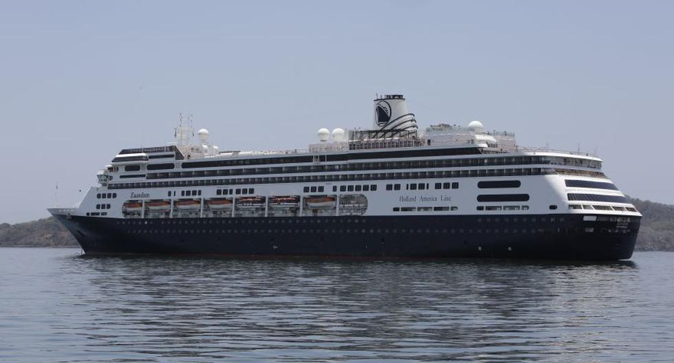 El crucero "MS Zandaam". (Foto: EFE/ Carlos Lemos/Archivo).