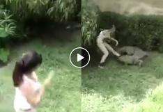 YouTube: joven entra a pozo de cocodrilos y casi le pasa lo peor