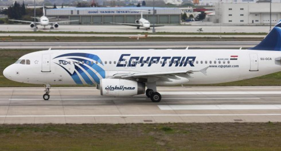 El avión de EgyptAir despareció la madrugada del jueves y solo se han encontrado algunos de sus restos. (Foto: EFE)