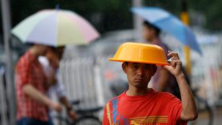 Inundaciones en China dejan al menos 27 personas muertas