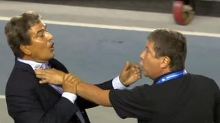 Pinto y 'Bolillo' Gómez discutieron y casi se van a los golpes