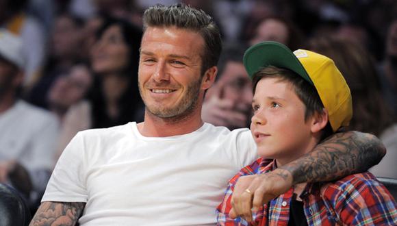 El hijo mayor de los Beckham consiguió trabajo como mesero