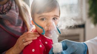 “Tripledemia”, el ataque múltiple de virus respiratorios que satura los hospitales de niños en EE.UU. y algunos países de Sudamérica