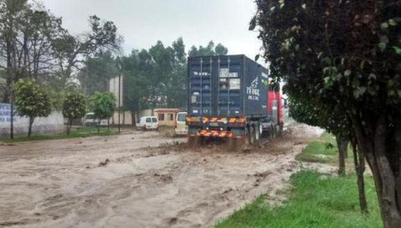 Huaicos en Chosica interrumpen tramo en la Carretera Central
