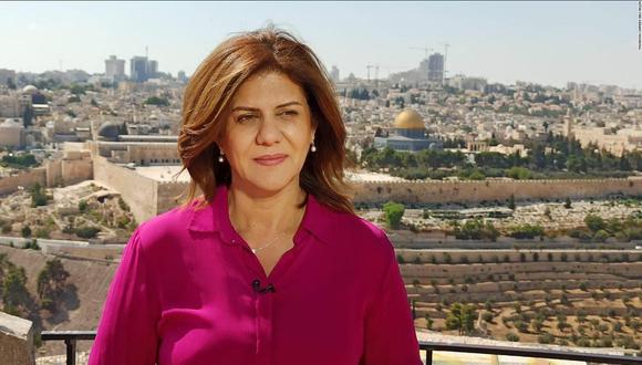 La reportera de Al Jazeera, Shireen Abu Akleh, muerta durante el ataque militar israelí el 11 de mayo de 2022. (Foto de Facebook @Shireen Abu Akleh)