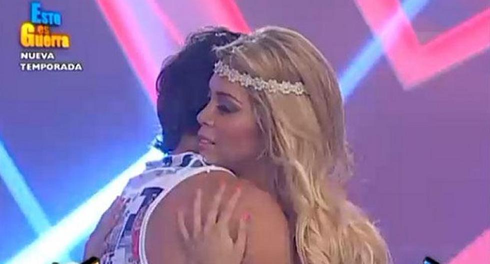 Sheyla Rojas y Patricio Parodi se dieron tierno abrazo. (Foto: Captura América TV)