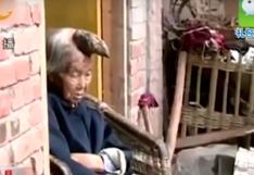 YouTube: ‘mujer unicornio’ en China se convierte en viral | VIDEO