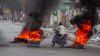 Capital de Haití paralizada y sin carnaval por enfrentamiento entre policías y militares | FOTOS