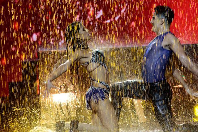 La ecuatoriana Cinthya Coppiano durante la tercera gala del mundial de baile de "El gran show". (Foto: Twitter/América TV)