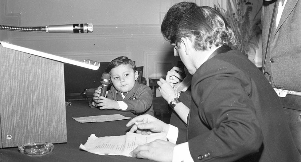 El 25 de julio de 1969, Alfonso de Bohemia Portugal, de tres años de edad, mostró su talento a la prensa nacional respondiendo 300 preguntas de cultura general en treinta minutos. (Foto: GEC Archivo Histórico)