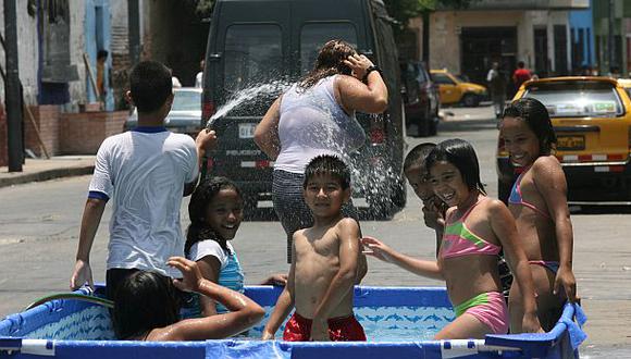 Prohíben piscinas portátiles en calles de Carmen de la Legua