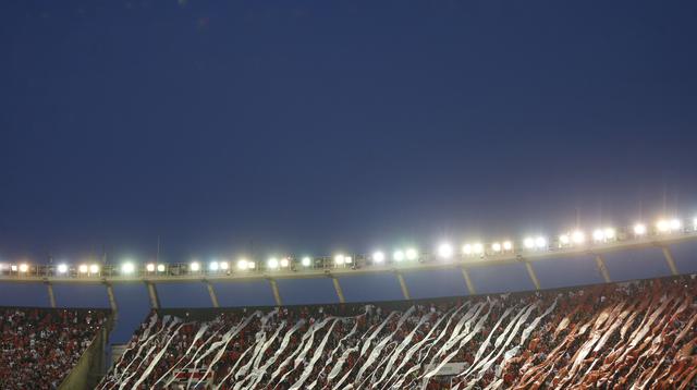 River Plate vs. Independiente: el increíble recibimiento de los hinchas 'Millonarios'. (Foto: AFP)