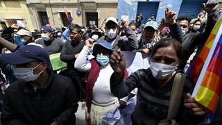 Bolivianos realizan marchas y vigilias en pro y en contra de la detención de Jeanine Áñez | FOTOS
