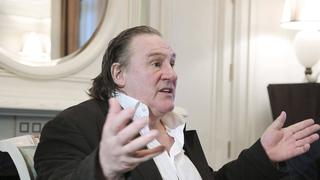 Gérard Depardieu es acusado de dañar patrimonio turístico de Francia