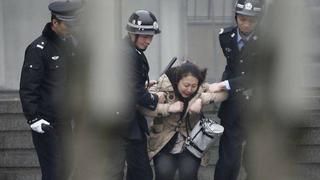 China: quejarse ante la esposa del presidente les costó una dura golpiza