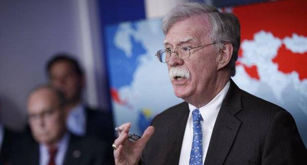 La imagen del cuaderno de John Bolton causó revuelo en Colombia, donde surgieron todo tipo de especulaciones sobre si está relacionado con la crisis en Venezuela. (Foto: EFE)