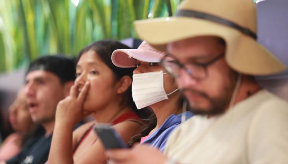 Prevención por caso de coronavirus en el Aeropuerto Internacional Jorge Chávez. (Foto: Lino Chipana)