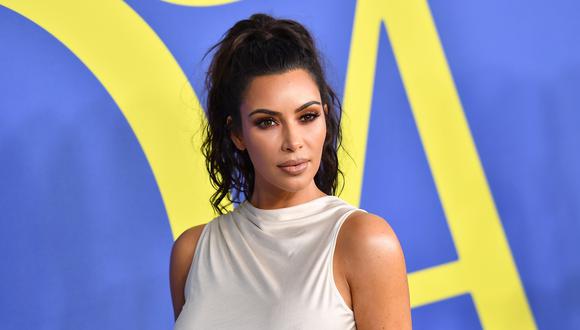 La popular Kim Kardashian sigue arremetiendo contra su hermana Kourtney Kardashian. (FOTO: Agencias)