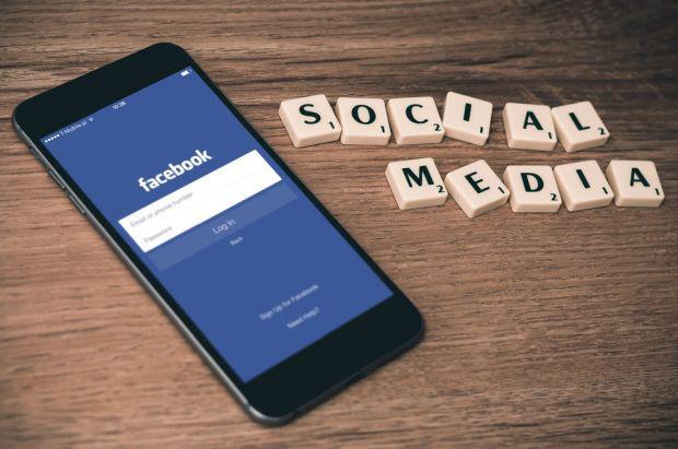 La red social Facebook insiste en querer tener su propio hardware. (Foto: Pezibear en pixabay.com / Bajo licencia Creative Commons)