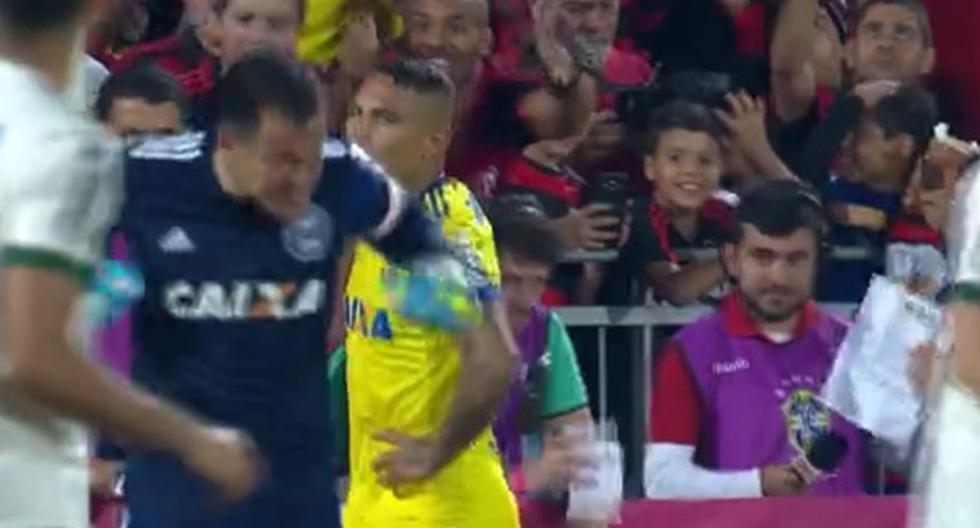 Flamengo y la acción de Miguel Trauco que casi termina en golazo. (Foto: captura YouTube)