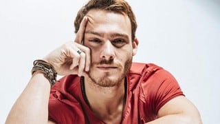 Kerem Bürsin: el nuevo proyecto del actor con ¿Álvaro Morte y Antonio Banderas?