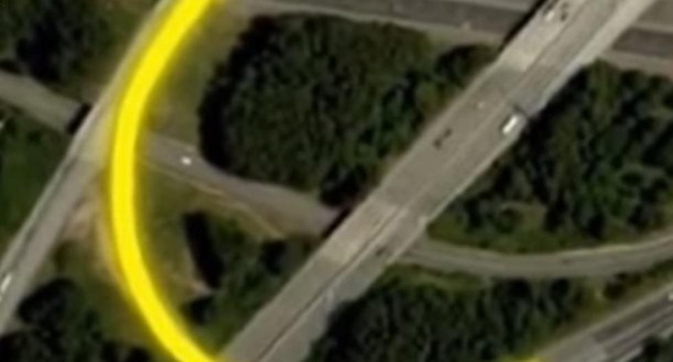 Peligrosa ilusión óptica en autopista causa accidentes. (Foto: Captura)