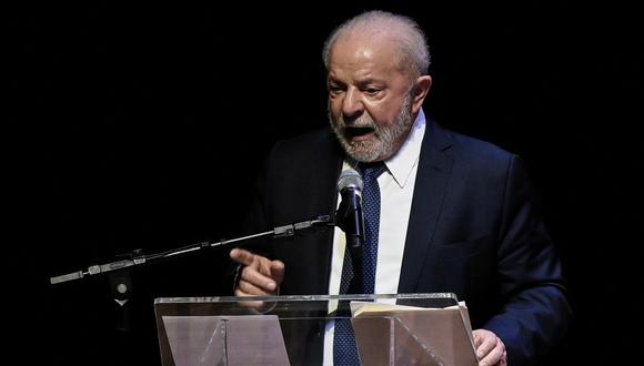 El presidente de Brasil, Luiz Inácio Lula da Silva, pronuncia un discurso durante la ceremonia del Día de la Industria en la sede de la Federación Estatal de Industrias de Sao Paulo (FIESP) en Sao Paulo, Brasil, el 25 de mayo de 2023. (Foto de NELSON ALMEIDA / AFP)