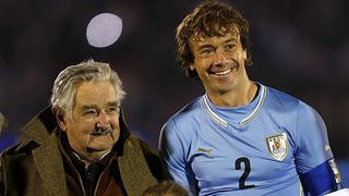 Mujica: "Los de la FIFA son una manga de viejos hijos de puta"