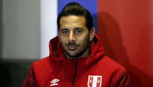 ¿Será titular? Bremen le desea suerte a Pizarro en Facebook