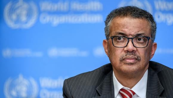 El Director General de la Organización Mundial de la Salud (OMS), Tedros Adhanom Ghebreyesus, asiste a una conferencia de prensa diaria sobre el virus COVID-19 en la sede de la OMS en Ginebra. (Foto: AFP)