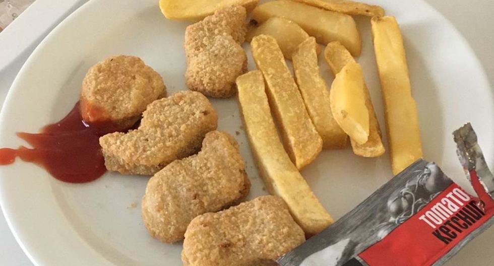 viral photo |  Controversy in UK hospital over serving chicken nuggets and fries to a patient |  Scotland |  United States |  Mexico |  trend |  trend |  nnda nnrt |  VIRUS