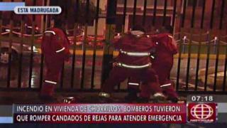 Rejas en calle de Chorrillos complicaron trabajo de bomberos