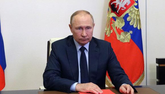 El presidente ruso Vladimir Putin preside una reunión del Consejo de Seguridad por videoconferencia en la residencia Novo-Ogaryovo en las afueras de Moscú, Rusia.