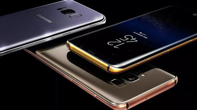 Ponen a la venta el Samsung Galaxy S8 de oro de 24 quilates - 2