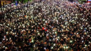 Miles de manifestantes prodemocracia protestan en Tailandia a pesar de prohibición | FOTOS