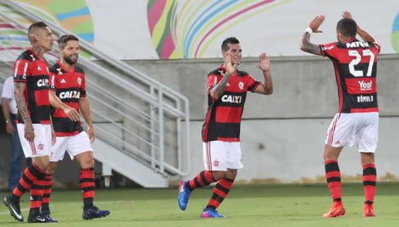 Con Paolo Guerrero y Trauco, Flamengo goleó 3-0 al Macaé