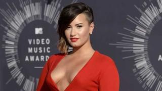 Facebook: Demi Lovato compartió sexy fotografía en bikini