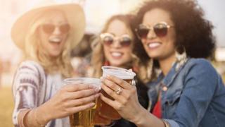 Cinco mitos y verdades sobre cómo se debe beber la cerveza