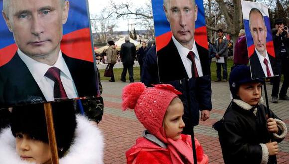 La anexión de Crimea disparó la popularidad de Vladimir Putin.