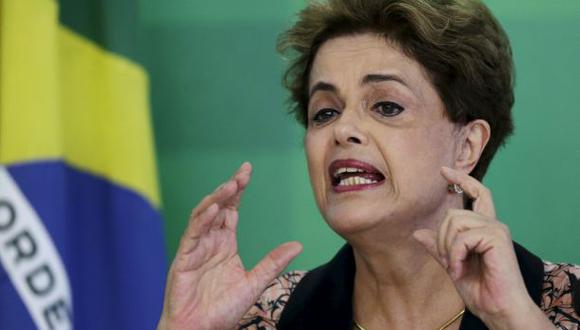 Dilma: "Esto no pasaría si el presidente fuera un hombre"
