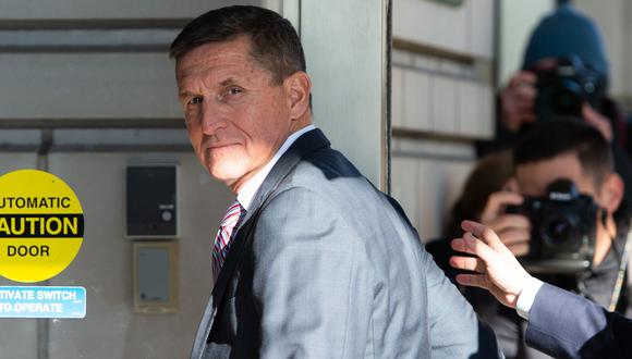 Michael Flynn, ex asesor de Seguridad Nacional de Donald Trump, llega al tribunal de Washington donde escuchará la sentencia en su contra. (AFP).