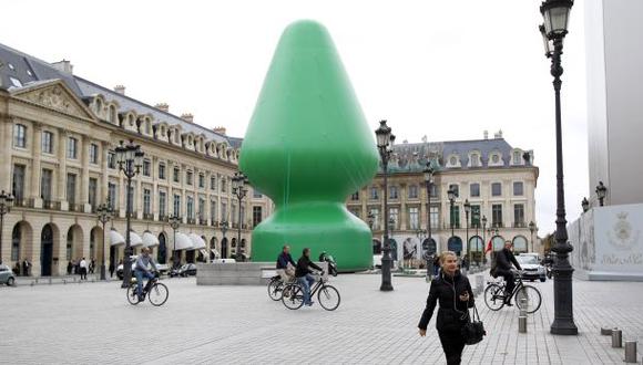 Esta escultura genera gran polémica en París