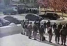 El momento en el que un camión arrolla a soldados en Jerusalén 