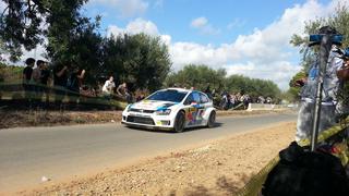 Mundial de Rally: pilotos tardaron un minuto para recorrer los primeros dos kilómetros de carrera [FOTOS]