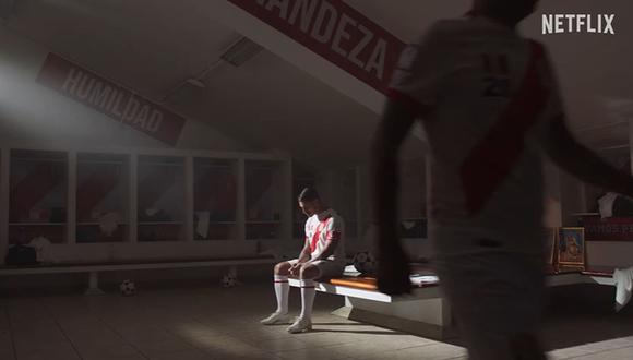 Nico Ponce interpreta a Paolo Guerrero en la serie "Contigo Capitán" de Netflix. (Foto: Captura)