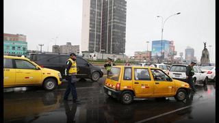ATU prorroga por siete meses las autorizaciones para los servicios de taxi y transporte turístico