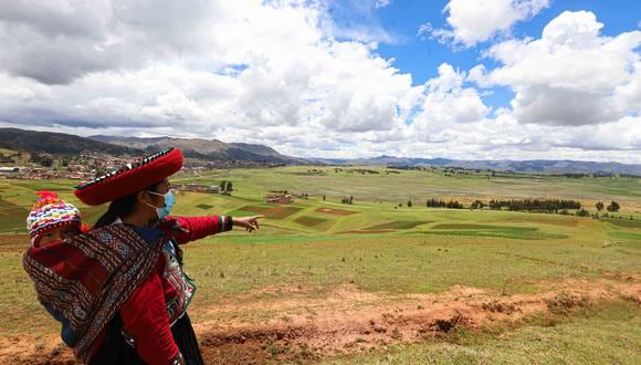 El Comercio recorrió el área de 446 hectáreas donde se construirá el terminal aéreo y la pista de aterrizaje en Chinchero (Cusco). Desde febrero se realizará el movimiento de tierras en la zona. (Foto: Melissa Valdivia)