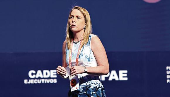 En CADE, Elena Conterno, presidenta de IPAE, lamentó la falta de transparencia de empresas en el financiamiento de partidos políticos. (Foto: GEC)