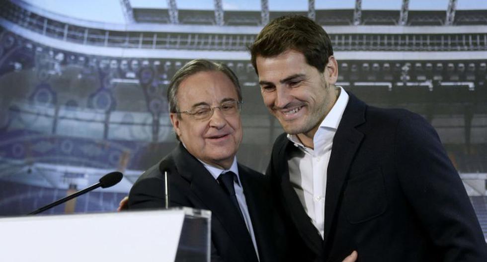 Iker Casillas fue despedido por Florentino Pérez en el estadio Santiago Bernabéu. (Foto: EFE)